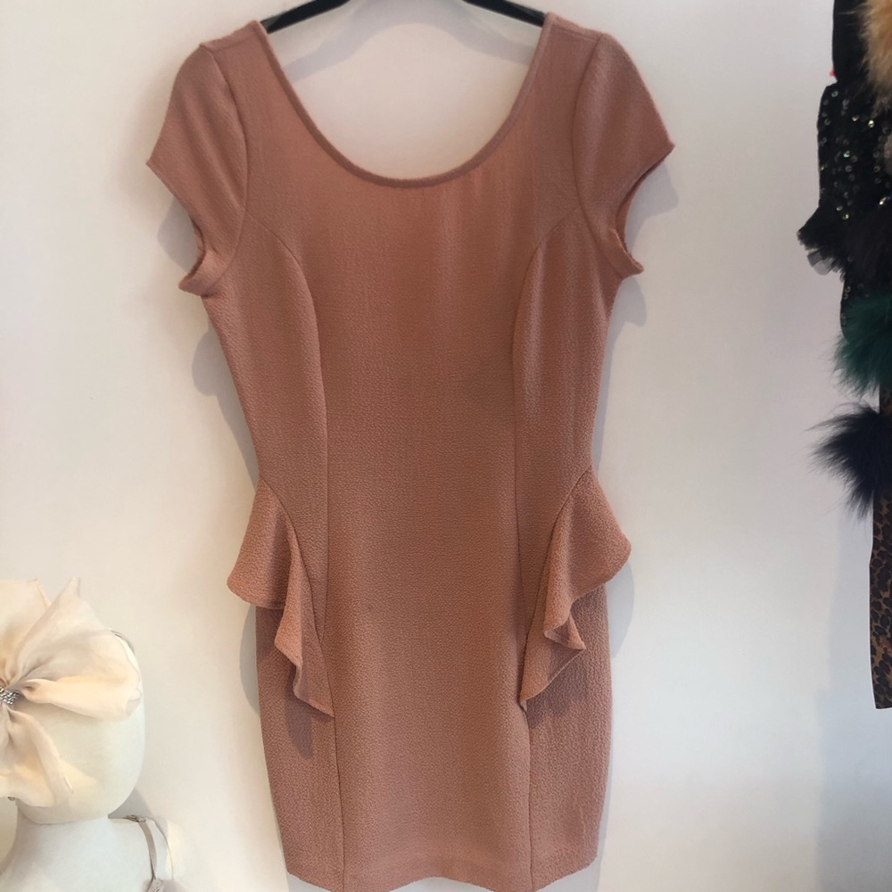 Dress with side ruffle detail